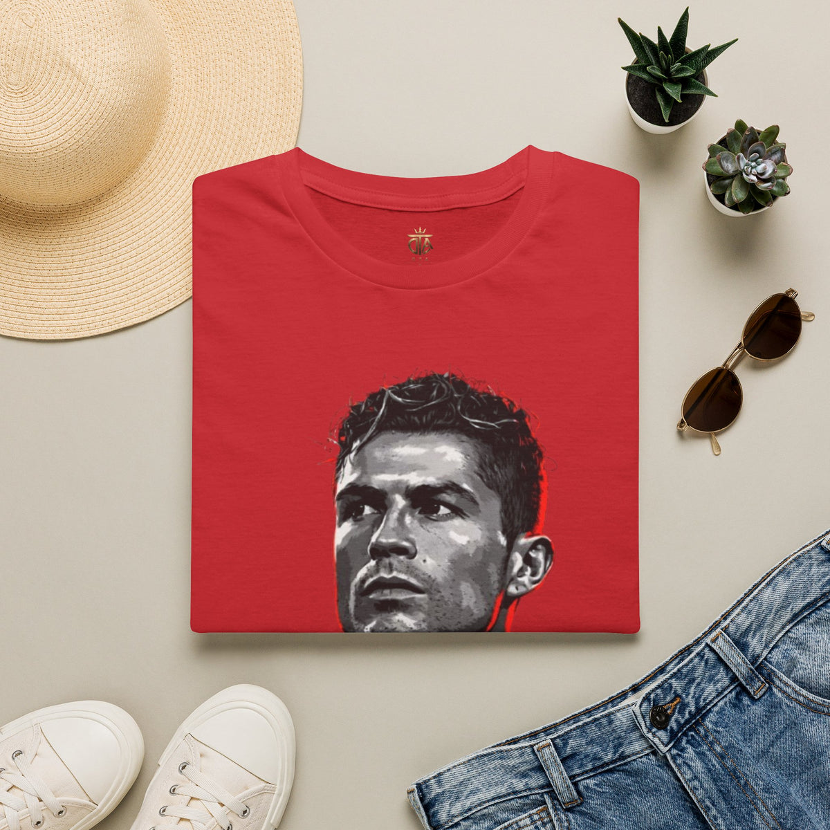Graphic Portrait T-Shirt — Bold Monochrome Ronaldo Face Print